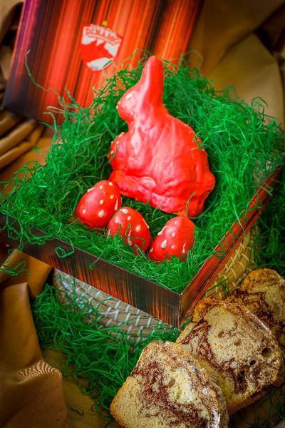 Choco  Sweet Easter Bunny & Eggs Dinamo