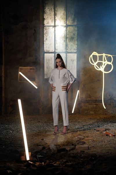 Salopeta Ara Ivory Kingdom of Ivory