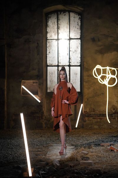 Rochie Rebeca Copper Kingdom of Ivory