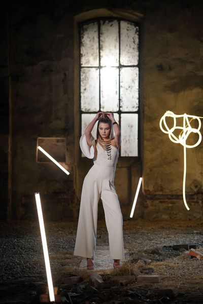 Salopeta Bela Ivory Kingdom of Ivory