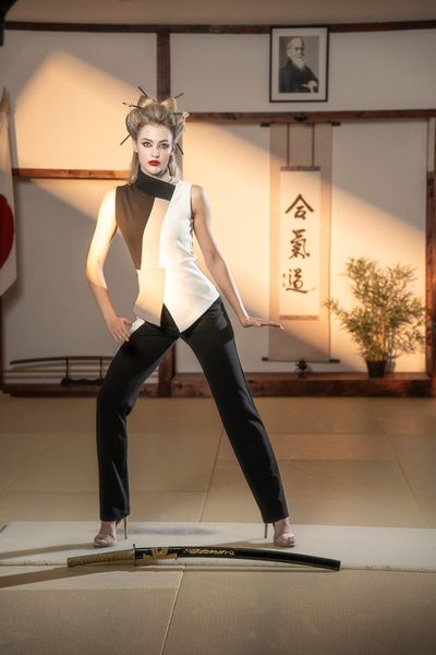 Pantaloni Onna 3 - Onna, Bitolia Gallery