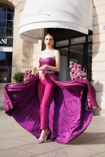 Salopeta SOLARIA PURPLE JASMINE in partea de sus tip corset, cu balene, cu pantaloni conici, pana la glezna